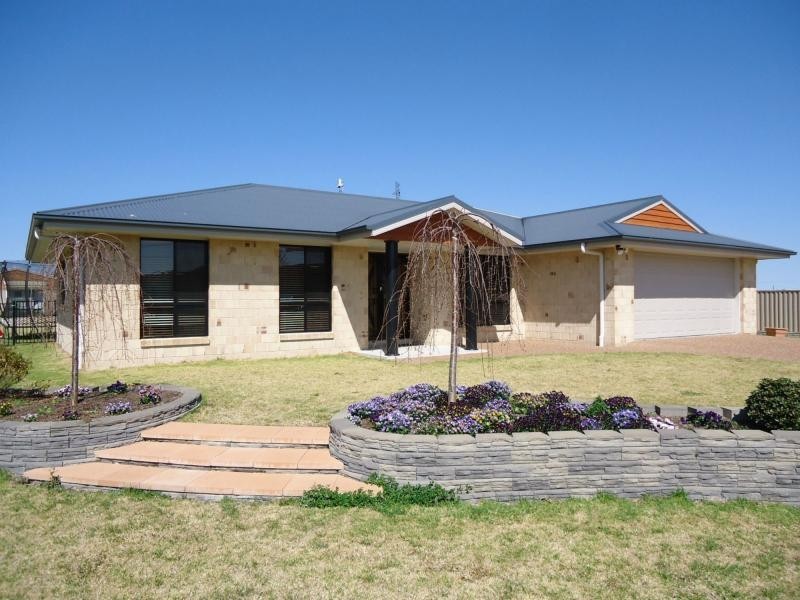 25A Harris Street, Stanthorpe QLD 4380
