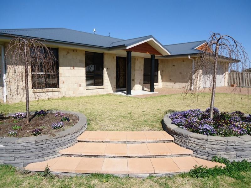 25A Harris Street, Stanthorpe QLD 4380