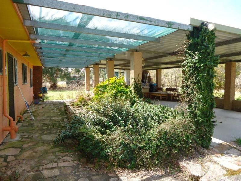 106 St Judes Road, Ballandean, Stanthorpe QLD 4380