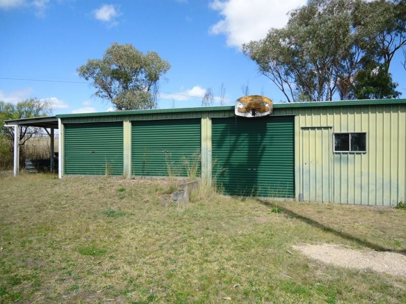 106 St Judes Road, Ballandean, Stanthorpe QLD 4380