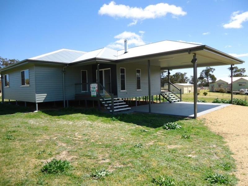 26 Callandoon Street, Wallangarra, Stanthorpe QLD 4380