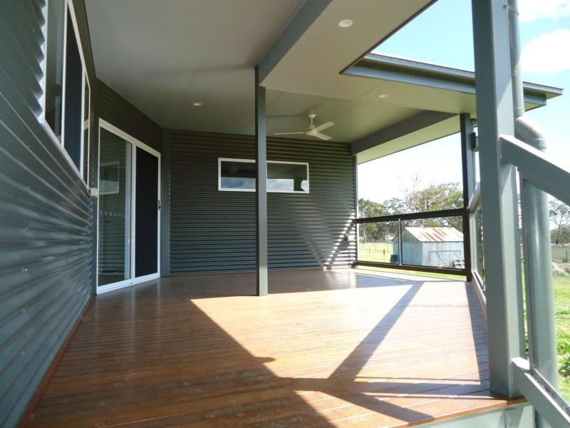 26 Callandoon Street, Wallangarra, Stanthorpe QLD 4380