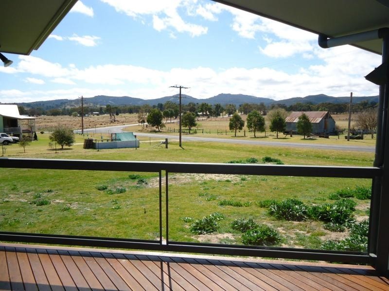 26 Callandoon Street, Wallangarra, Stanthorpe QLD 4380