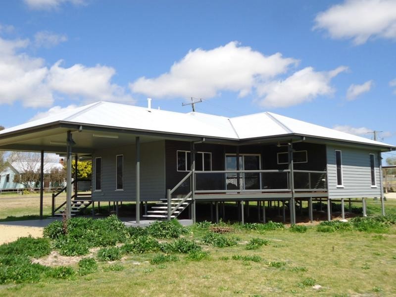 26 Callandoon Street, Wallangarra, Stanthorpe QLD 4380