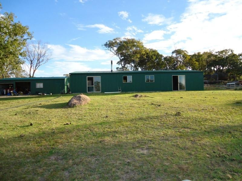 184 Yarnold Road, Amiens, Stanthorpe QLD 4380