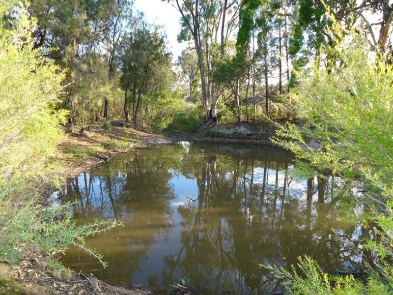 184 Yarnold Road, Amiens, Stanthorpe QLD 4380