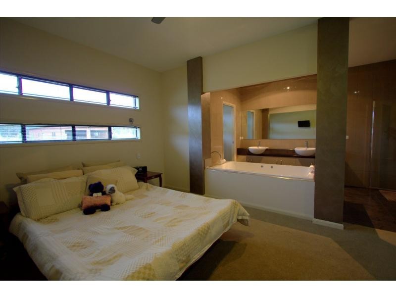 4 Gla-Nor Drive, Stanthorpe QLD 4380