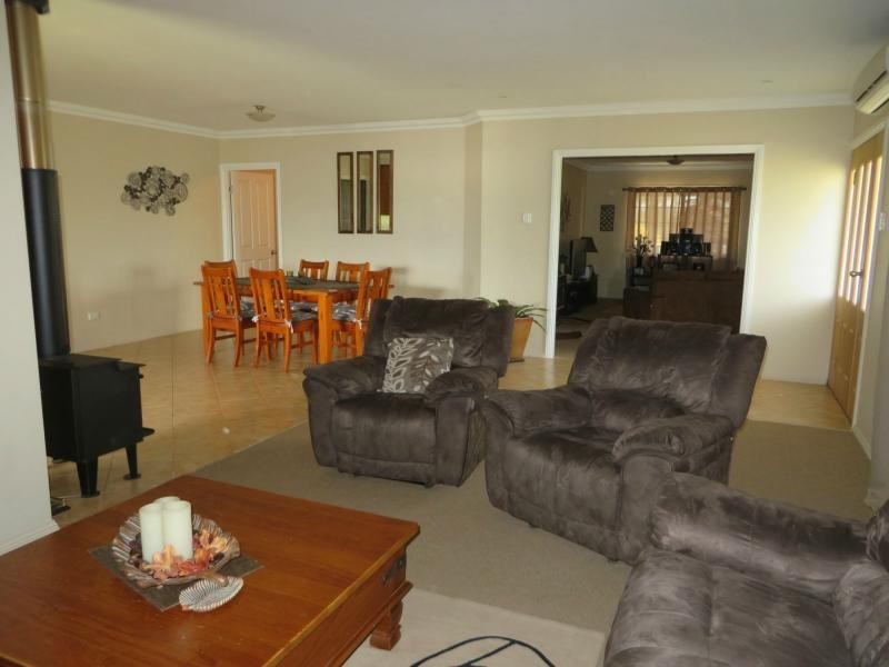 8 Old Warwick Road, Applethorpe, Stanthorpe QLD 4380