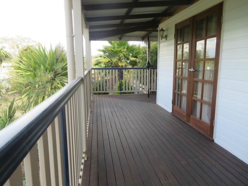 8 Old Warwick Road, Applethorpe, Stanthorpe QLD 4380
