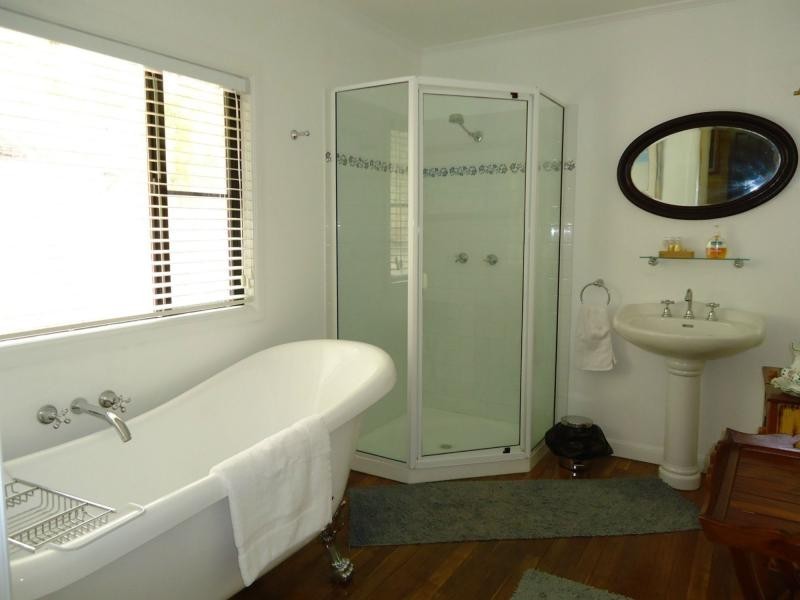 71 Lees Mountain Road, Stanthorpe QLD 4380