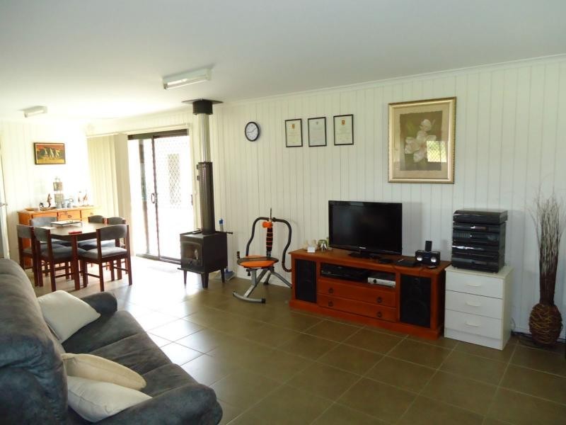 813 Rabbit Fence Road, Pozieres, Stanthorpe QLD 4380