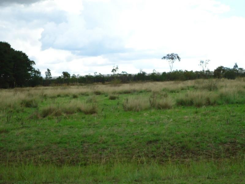 813 Rabbit Fence Road, Pozieres, Stanthorpe QLD 4380