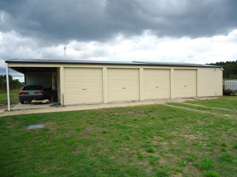 813 Rabbit Fence Road, Pozieres, Stanthorpe QLD 4380