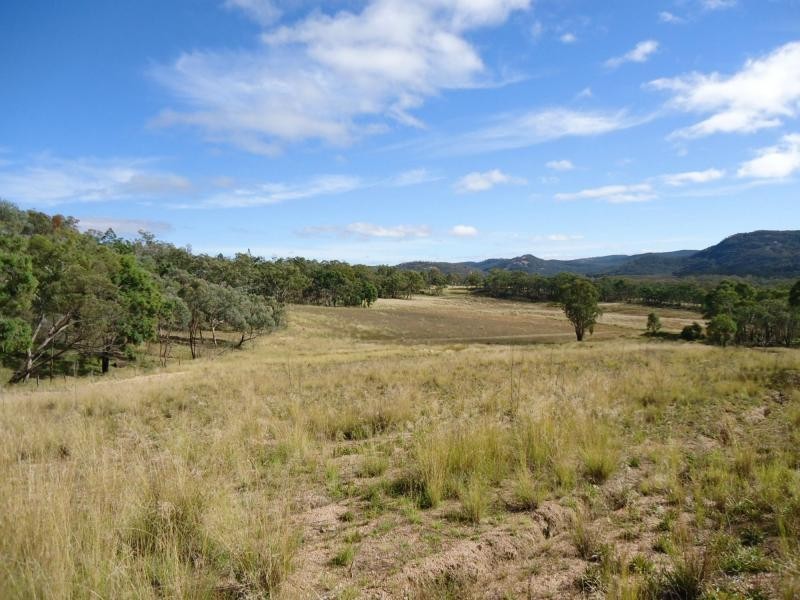 21 Lynams Road, Ballandean, Stanthorpe QLD 4380
