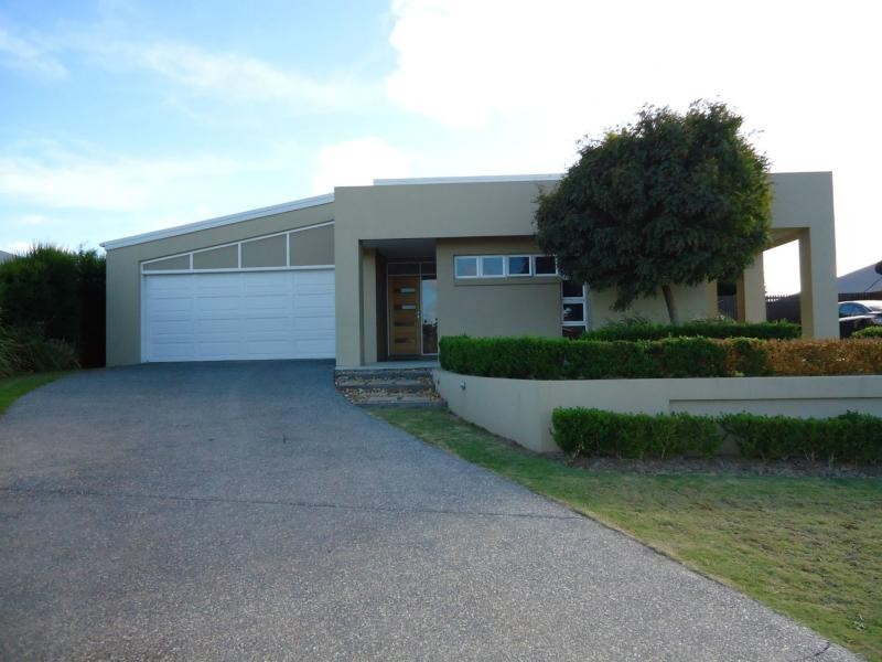 16 Himyar Drive, Warwick QLD 4370