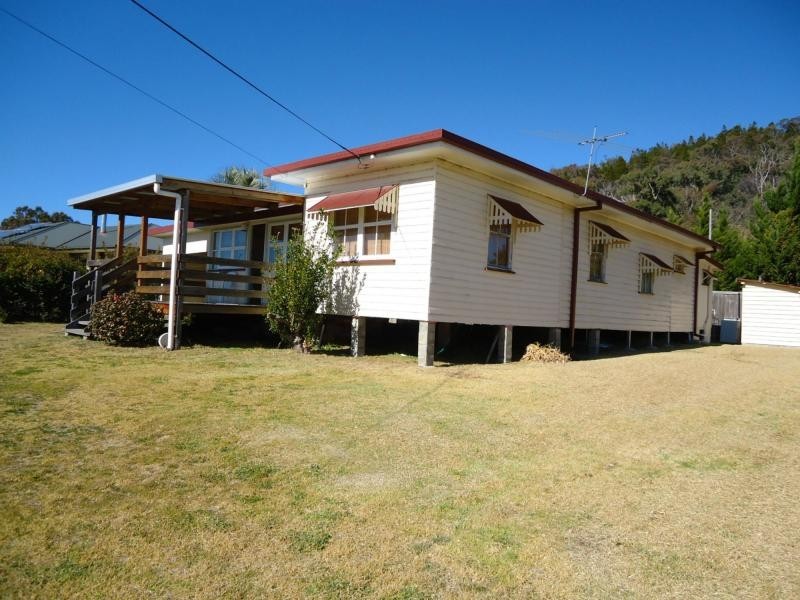 77 Amosfeild Road, Stanthorpe QLD 4380