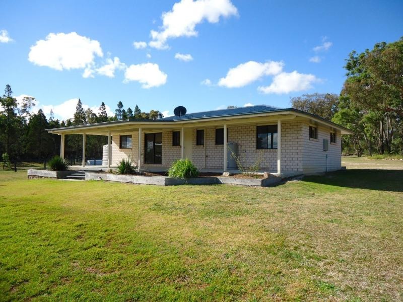 68 Clark Lane, Broadwater, Stanthorpe QLD 4380