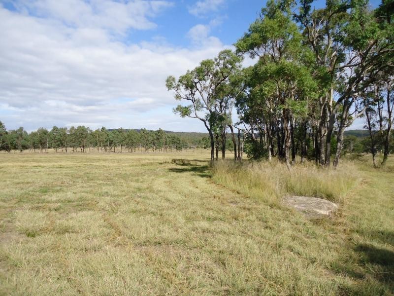 68 Clark Lane, Broadwater, Stanthorpe QLD 4380