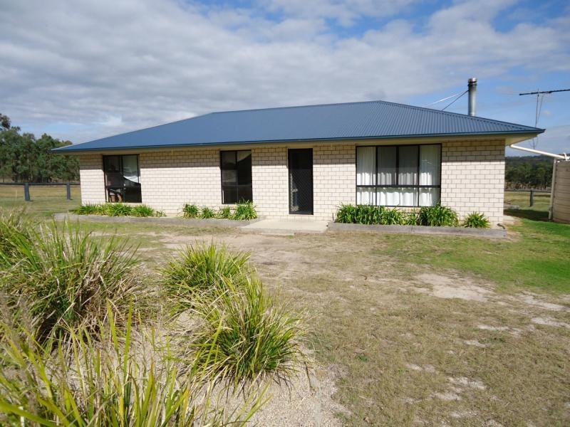 68 Clark Lane, Broadwater, Stanthorpe QLD 4380