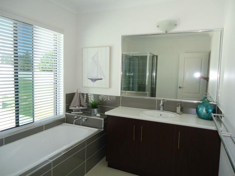 22 Pioneers Parade, Stanthorpe, Stanthorpe QLD 4380