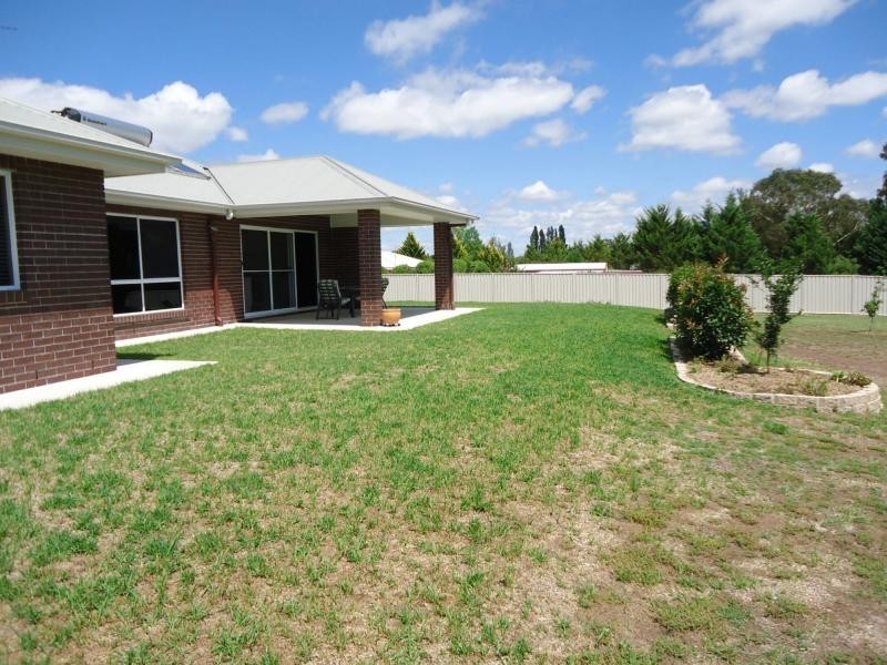 22 Pioneers Parade, Stanthorpe, Stanthorpe QLD 4380