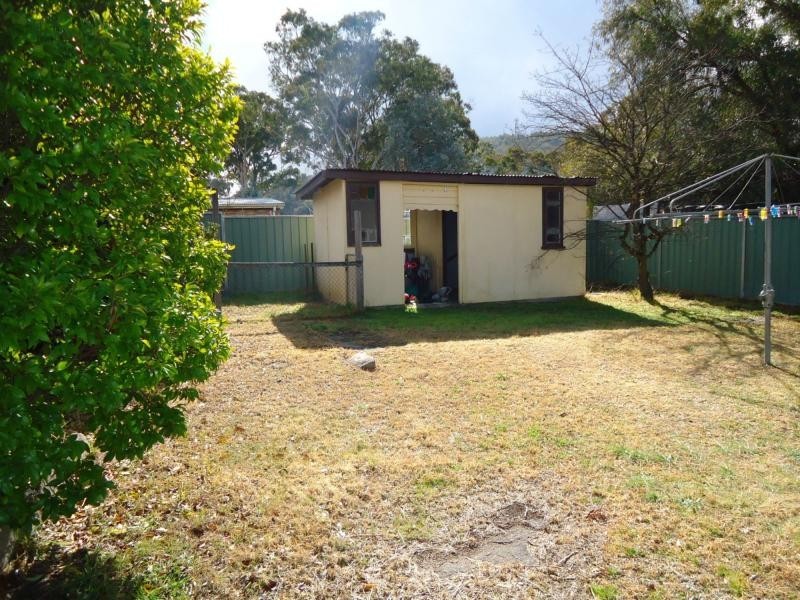 13 Belwood Street, Stanthorpe QLD 4380