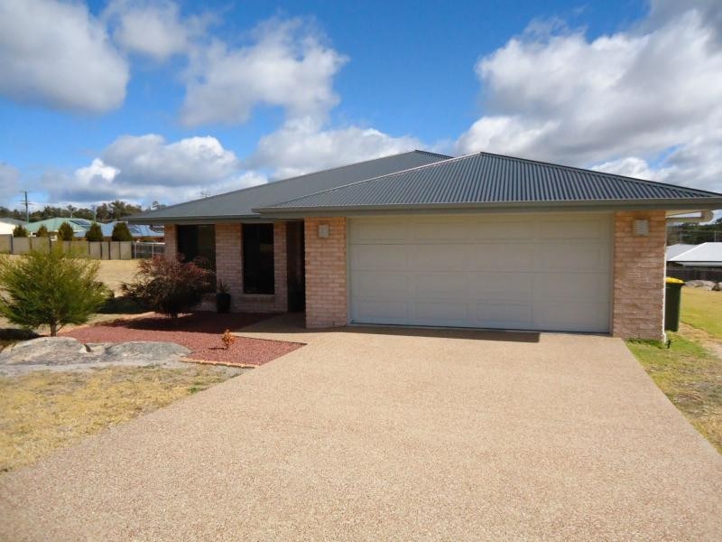 28 Barton Street, Stanthorpe QLD 4380