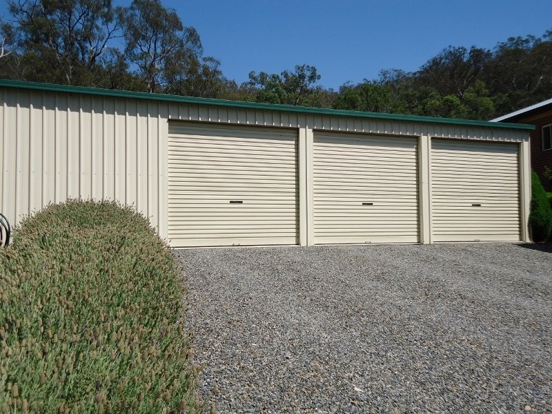 26168 New England Highway, Stanthorpe QLD 4380