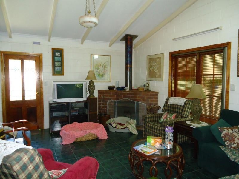 1008 Nundubbermere Road, Stanthorpe QLD 4380