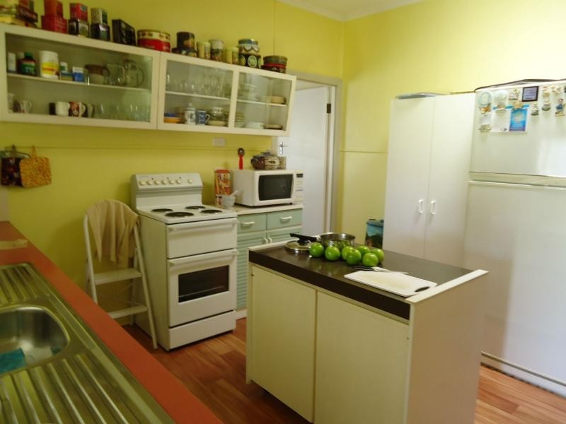 30 Denham Street, Stanthorpe QLD 4380