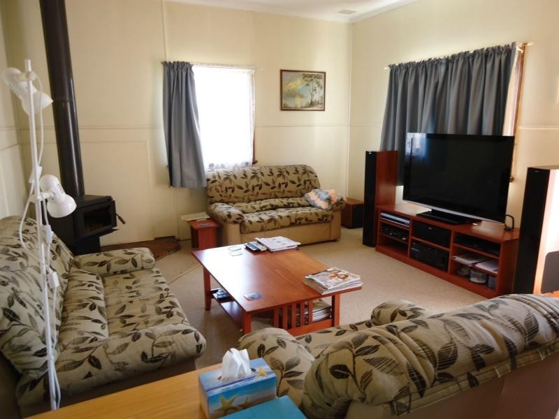 30 Denham Street, Stanthorpe QLD 4380