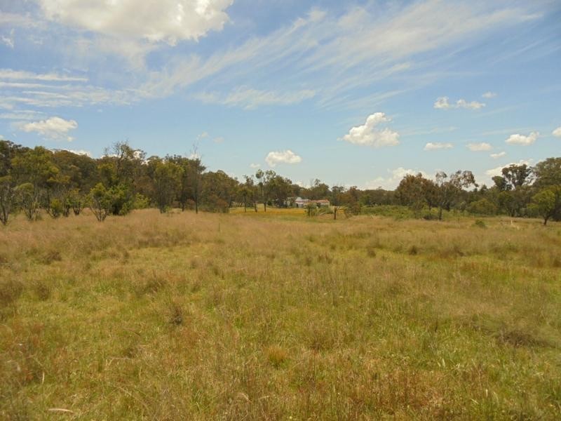 213 Nicholson Road, Thorndale, Stanthorpe QLD 4380