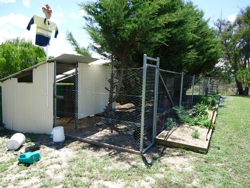18 Pioneers Parade, Stanthorpe QLD 4380