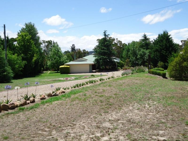 18 Pioneers Parade, Stanthorpe QLD 4380