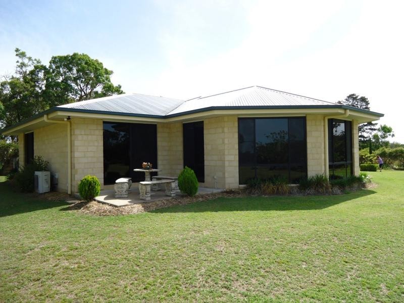 132 Pozieres School Road, Pozieres, Stanthorpe QLD 4380