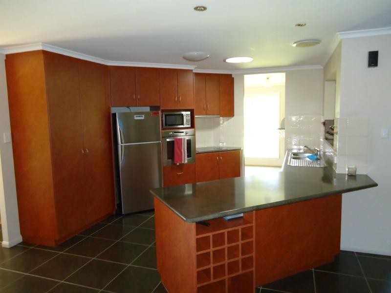 40 Melaleuca Crescent, Stanthorpe QLD 4380