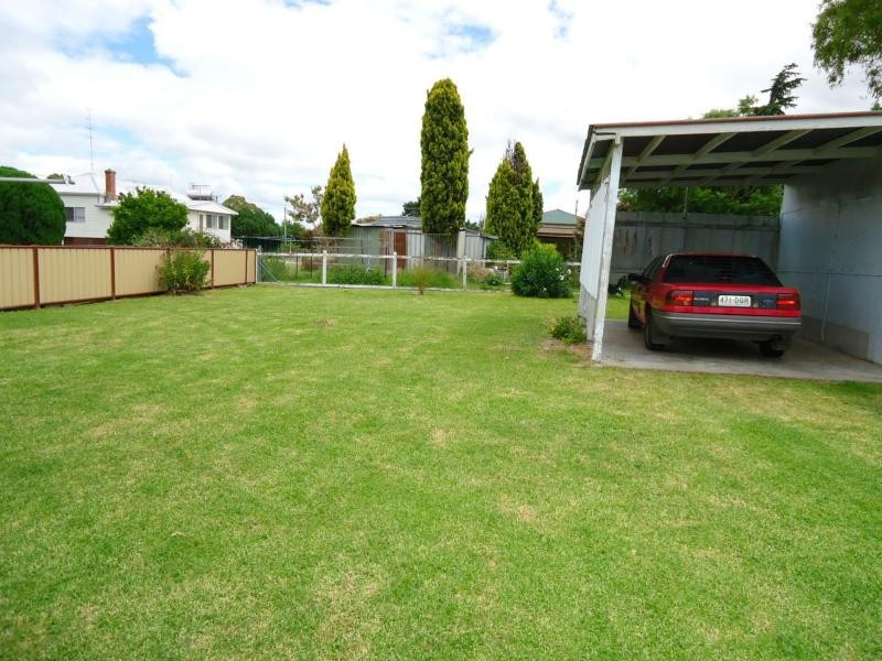 32 Border Street, Wallangarra, Stanthorpe QLD 4380