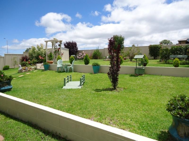 3 Sangricoli Court, Stanthorpe QLD 4380