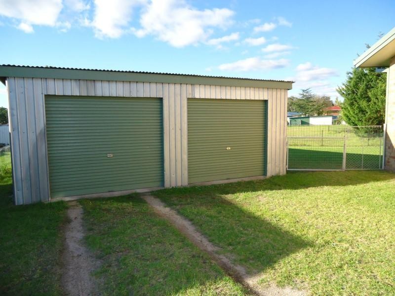 2A Harris Street, Stanthorpe QLD 4380