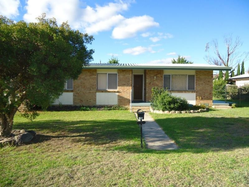 2A Harris Street, Stanthorpe QLD 4380