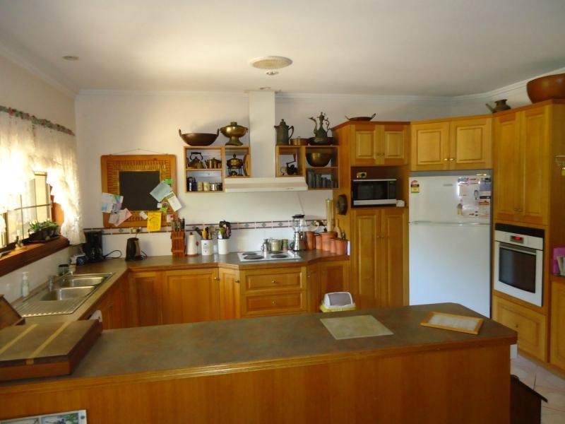 21 Fairway Crescent, Stanthorpe QLD 4380