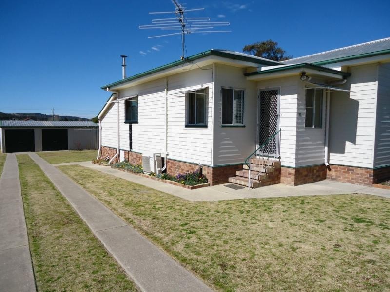 31 Symes Street, Stanthorpe QLD 4380