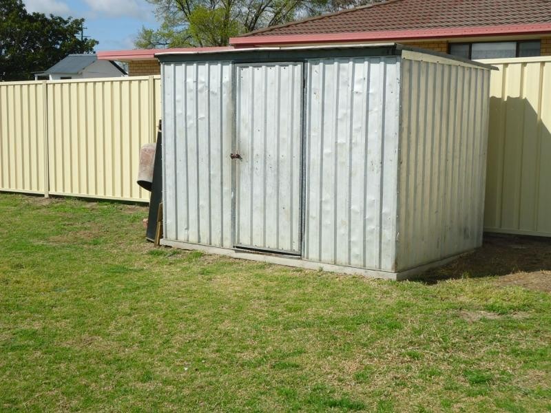 37 Symes Street, Stanthorpe QLD 4380