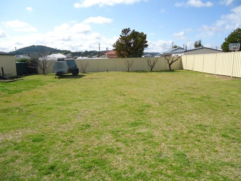 37 Symes Street, Stanthorpe QLD 4380