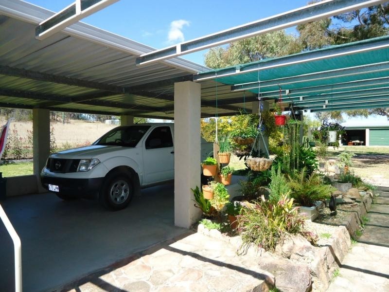 106 St Judes Road, Ballandean, Stanthorpe QLD 4380