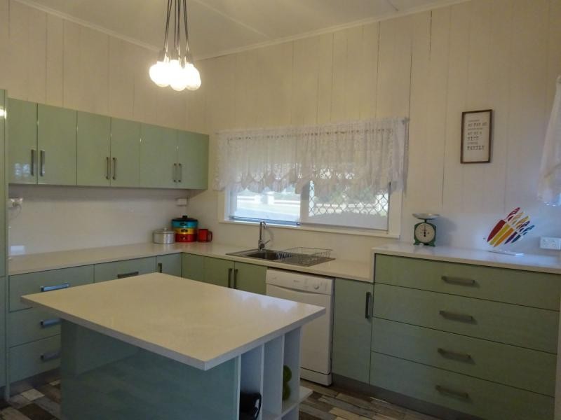 25 Smith Street, Stanthorpe QLD 4380
