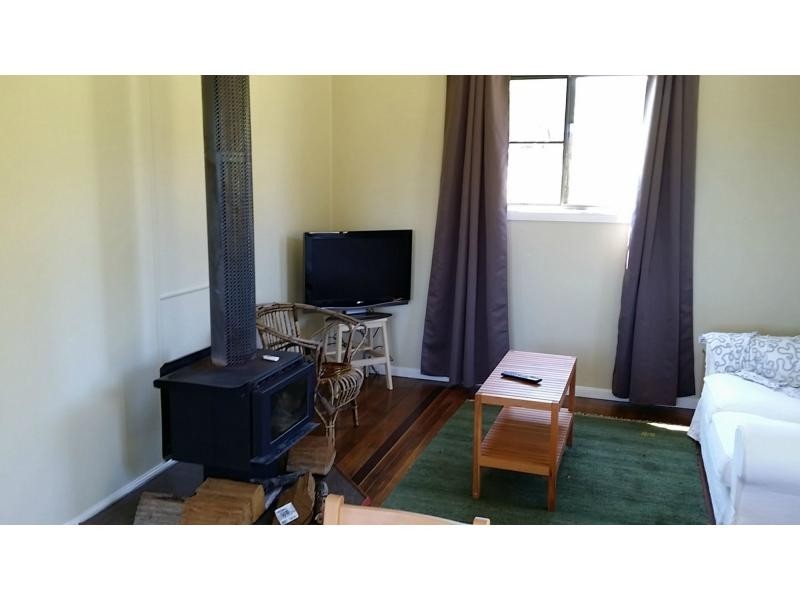 2 Armstrong Lane, Eukey, Stanthorpe QLD 4380
