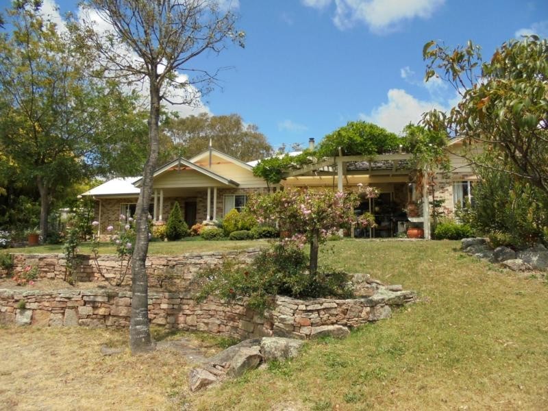 154 Mount Tully Road, Mount Tully, Stanthorpe QLD 4380