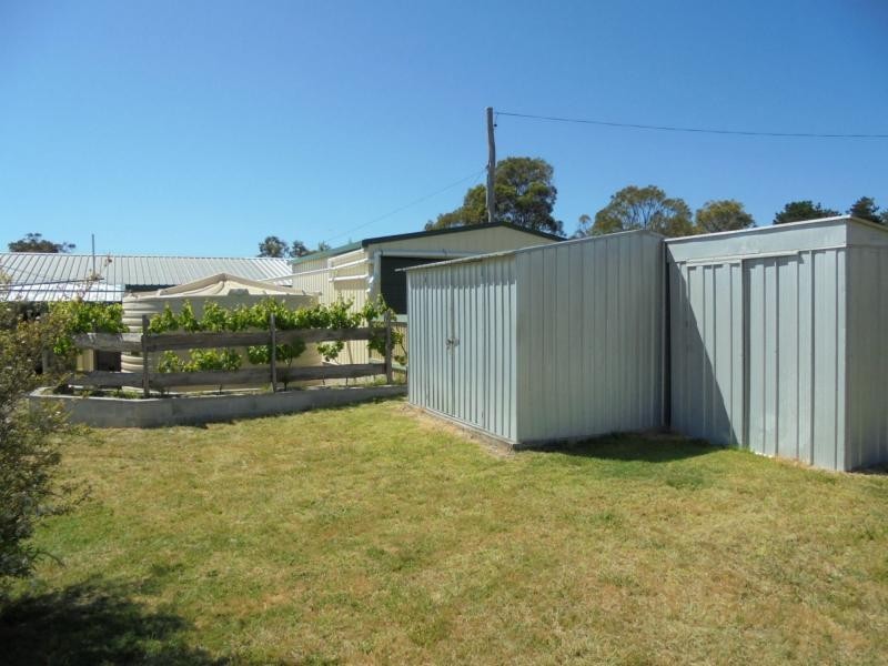 751 Spring Creek Road, Amiens, Stanthorpe QLD 4380