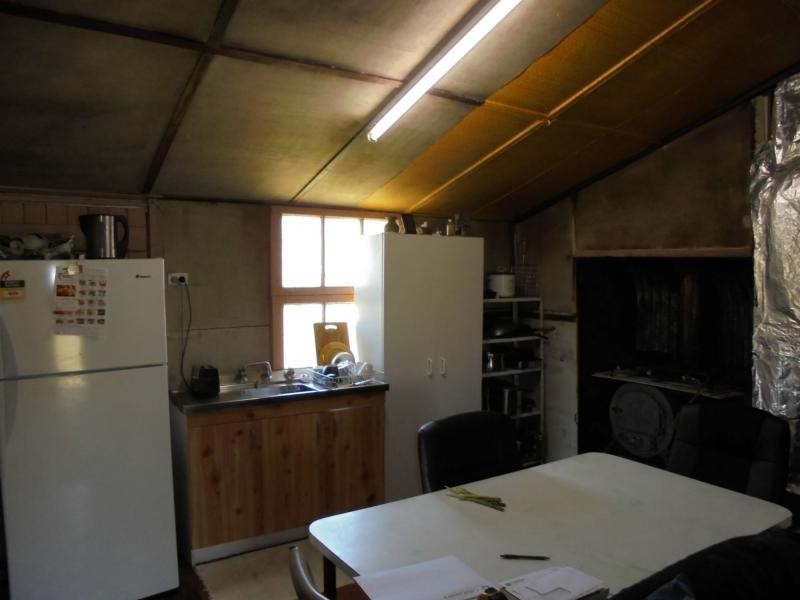383 Donnellys Castle Road, Pozieres, Stanthorpe QLD 4380
